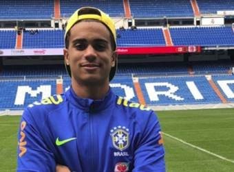 Reinier Jesus Carvalho Bergerak ke Dortmund